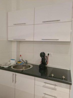 Nia Apartments